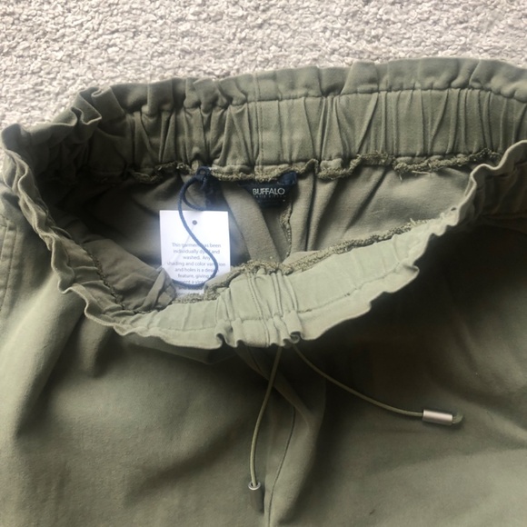 BUFFALO David Bitton Utility mini skirt.NWOT. - Picture 5 of 5